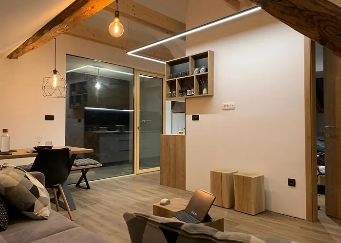18Home Apartments, Mojstrana