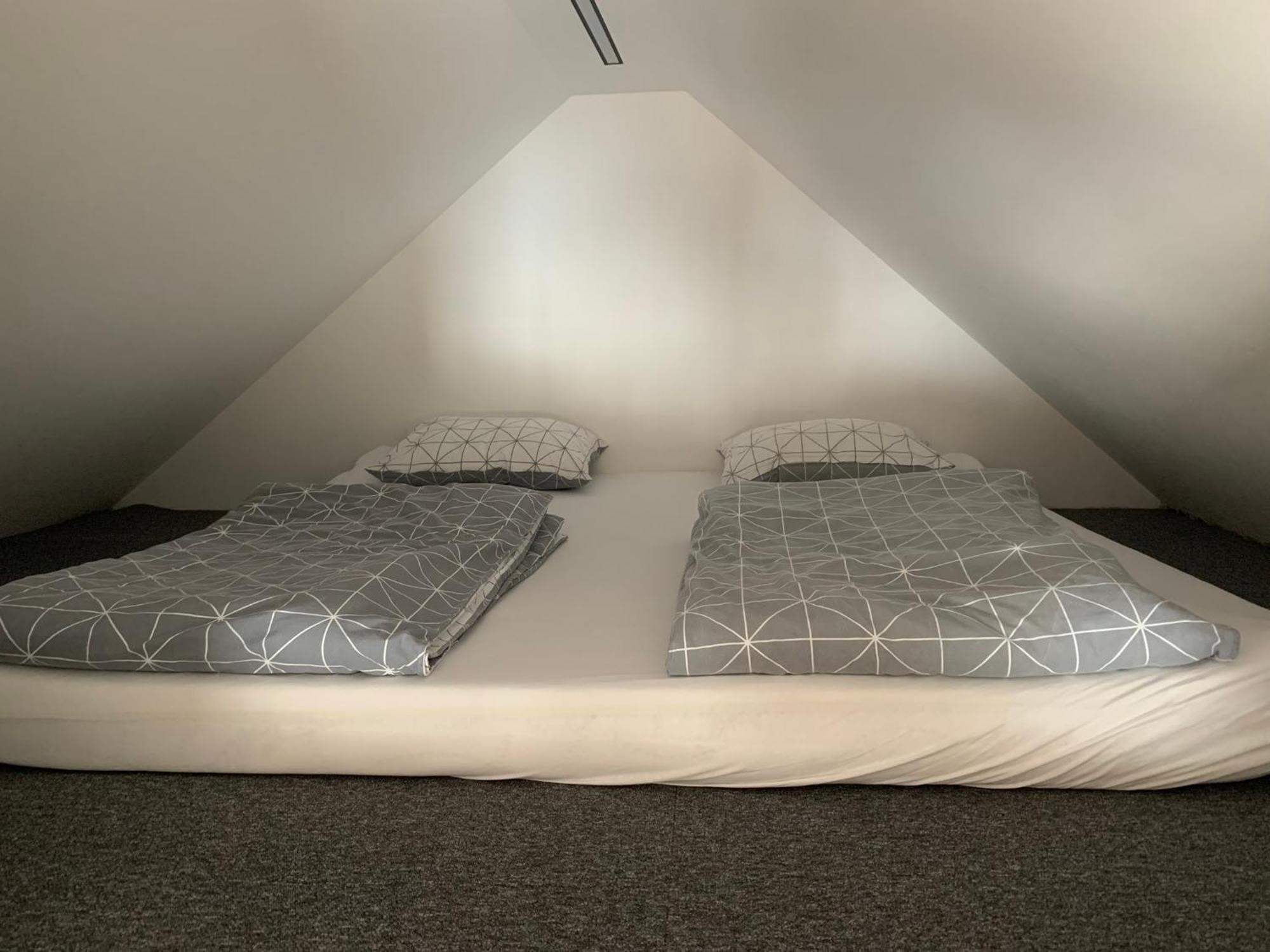 18home Apartments,